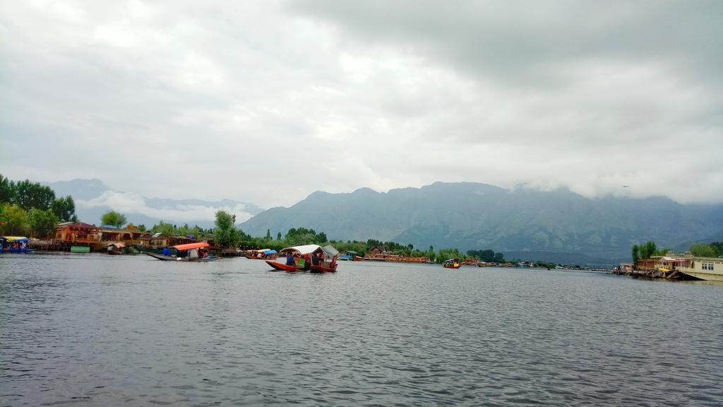 New Bul Bul Group Of Houseboats Srinagar Ξενοδοχείο Durgjan Εξωτερικό φωτογραφία