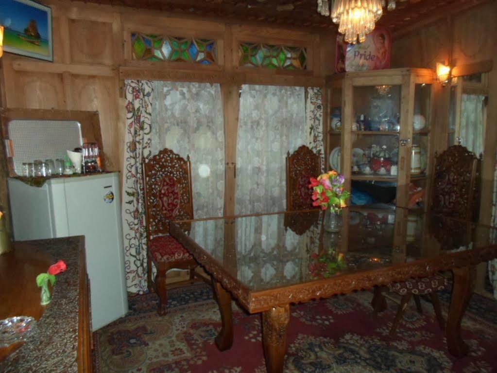 New Bul Bul Group Of Houseboats Srinagar Ξενοδοχείο Durgjan Εξωτερικό φωτογραφία