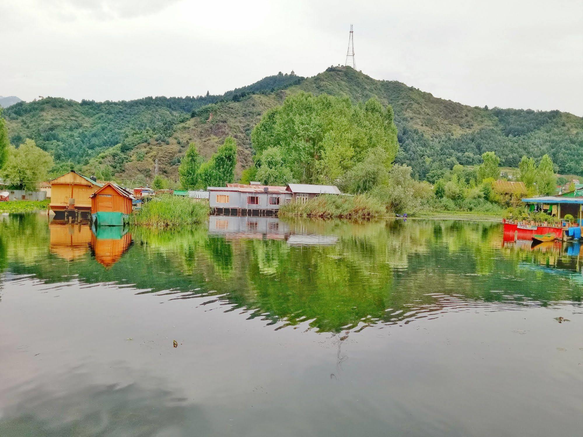 New Bul Bul Group Of Houseboats Srinagar Ξενοδοχείο Durgjan Εξωτερικό φωτογραφία